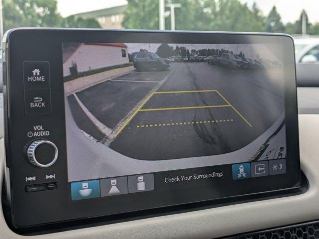 Photo of 2023 Platinum White Pearl Honda HR-V