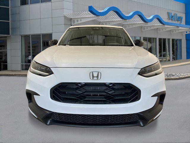 Photo of 2026 Platinum White Pearl Honda HR-V