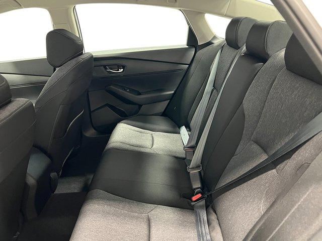 Photo of 2025 Platinum White Pearl Honda Accord