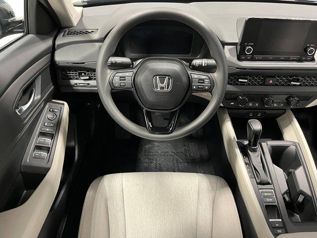 Photo of 2025 Platinum White Pearl Honda Accord