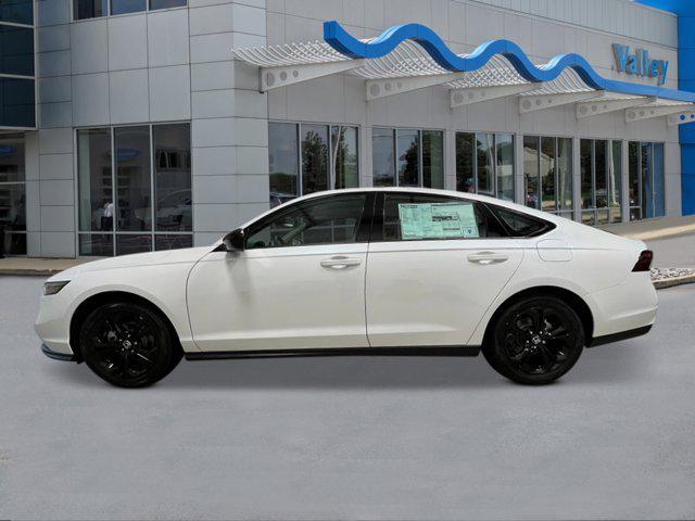 Photo of 2025 Platinum White Pearl Honda Accord