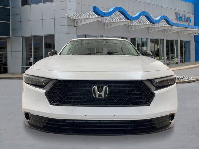 Photo of 2025 Platinum White Pearl Honda Accord