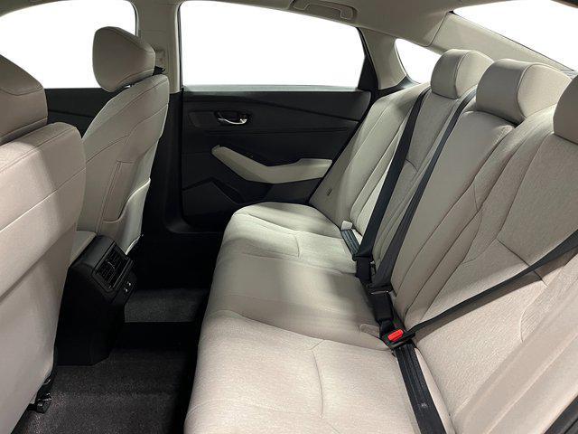 Photo of 2025 Platinum White Pearl Honda Accord