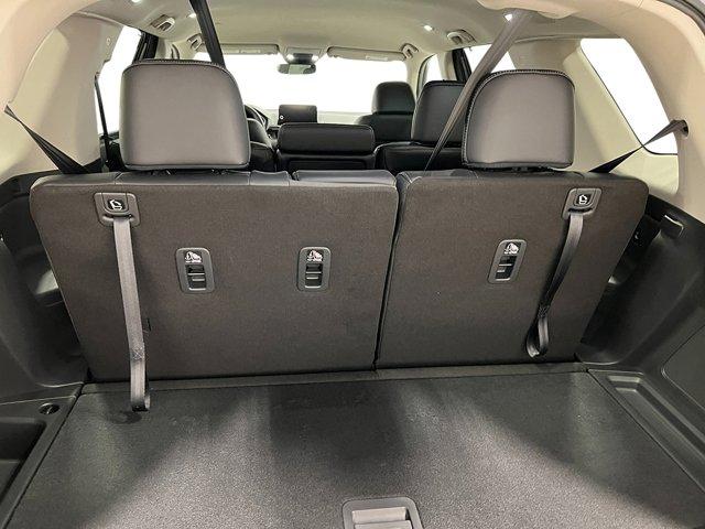 Photo of 2025 Crystal Black Pearl Honda Pilot