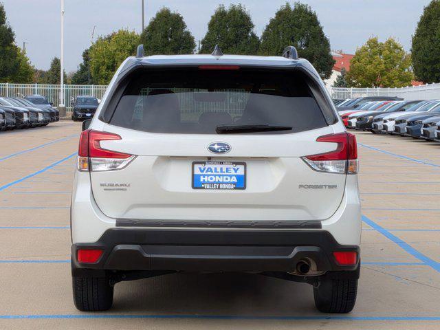 Photo of 2024 Crystal White Pearl Subaru Forester