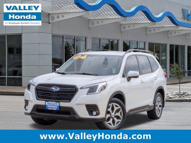 Photo of 2024 Crystal White Pearl Subaru Forester