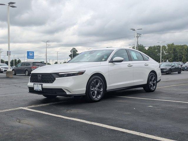 Photo of 2023 Platinum White Pearl Honda Accord