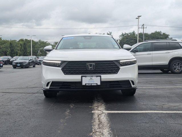 Photo of 2023 Platinum White Pearl Honda Accord