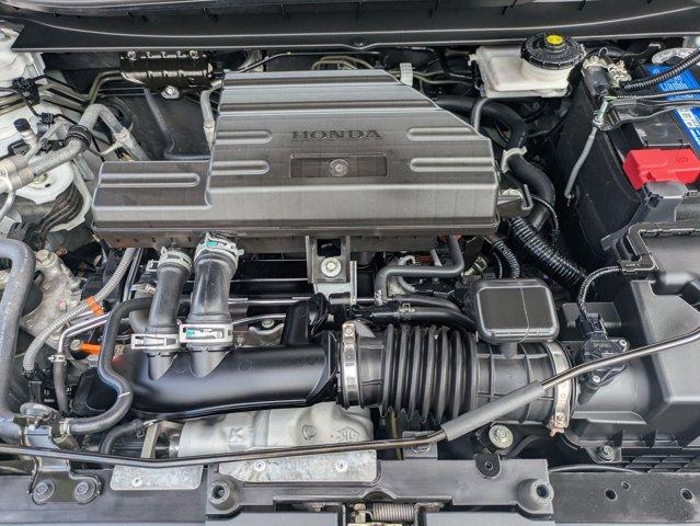 Photo of 2022 Platinum White Pearl Honda CR-V