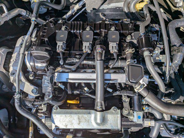 Photo of 2022 Gun Metallic Nissan Kicks