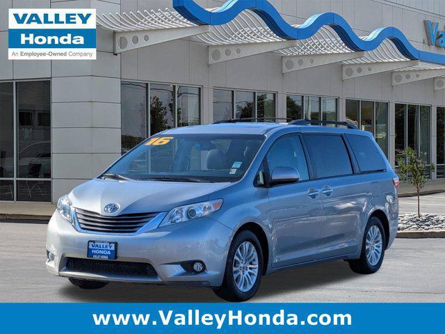 2016 Toyota Sienna