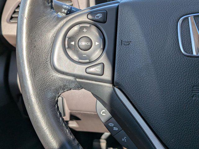 Photo of 2014 White Diamond Pearl Honda CR-V