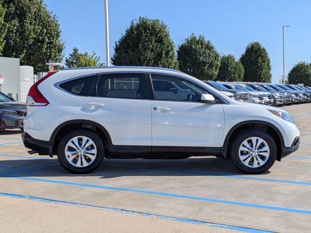 Photo of 2014 White Diamond Pearl Honda CR-V