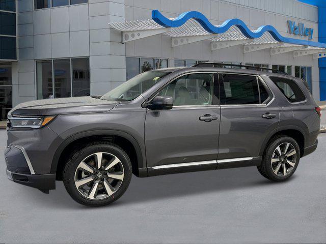 Photo of 2025 Modern Steel Metallic Honda Pilot