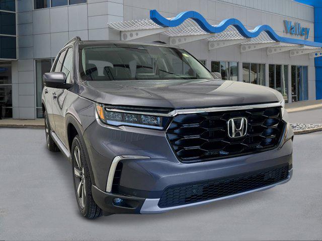 Photo of 2025 Modern Steel Metallic Honda Pilot