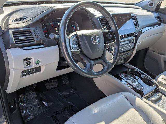 Photo of 2019 Modern Steel Metallic Honda Pilot