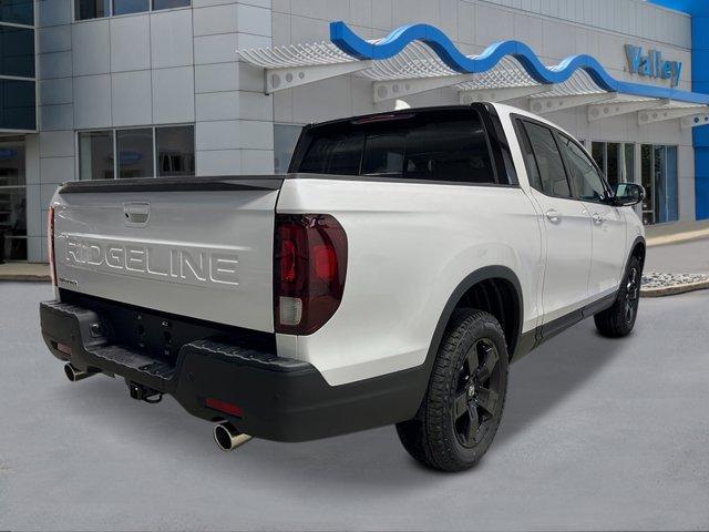 Photo of 2025 Platinum White Pearl Honda Ridgeline