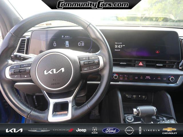 Photo of 2023 Sapphire Blue Kia Sportage