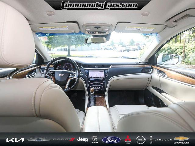 Photo of 2019 Crystal White Tricoat Cadillac XTS