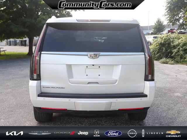 Photo of 2015 White Diamond Tricoat Cadillac Escalade