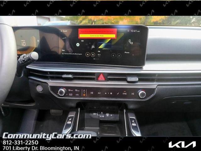 Photo of 2025 Ebony Black Kia Sorento