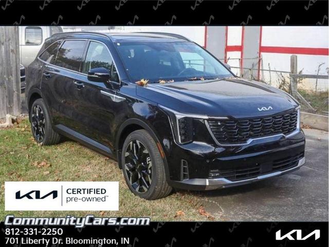 Photo of 2025 Ebony Black Kia Sorento