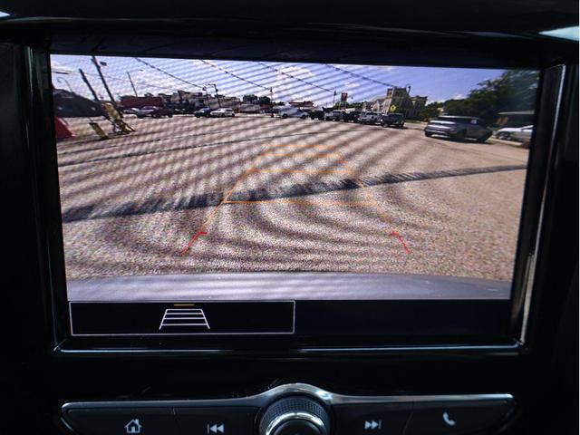 Photo of 2020 Silver Ice Metallic Chevrolet Traverse