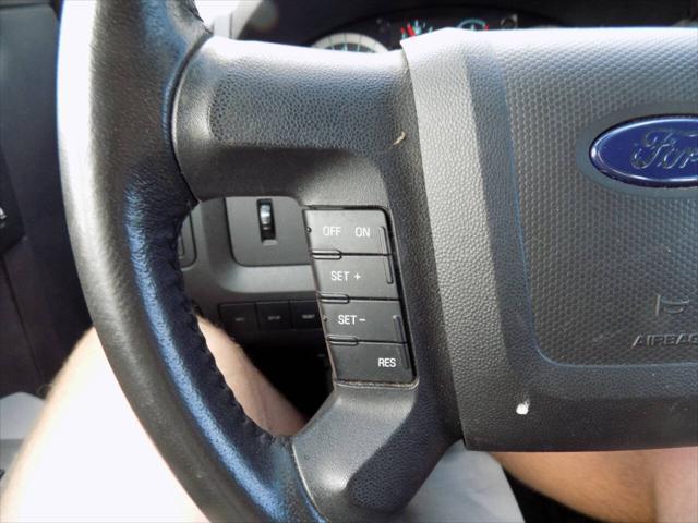 Photo of 2011 Blue Ford Escape