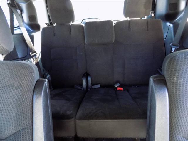 Photo of 2018 White Knuckle Clearcoat Dodge Grand Caravan