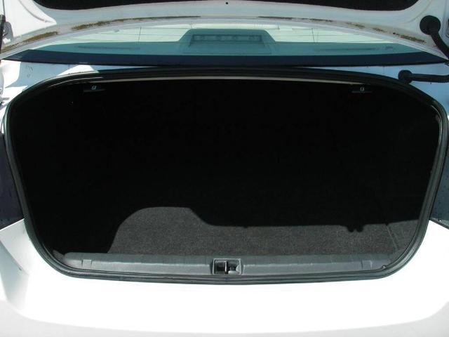 Photo of 2012 White Subaru Legacy