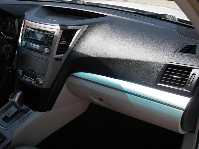 Photo of 2012 White Subaru Legacy