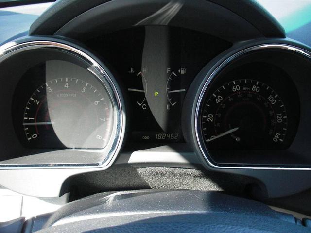 Photo of 2011 Silver Toyota Highlander