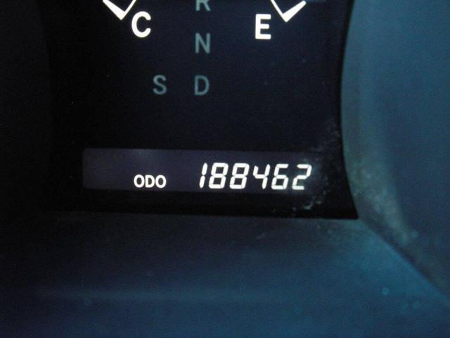Photo of 2011 Silver Toyota Highlander