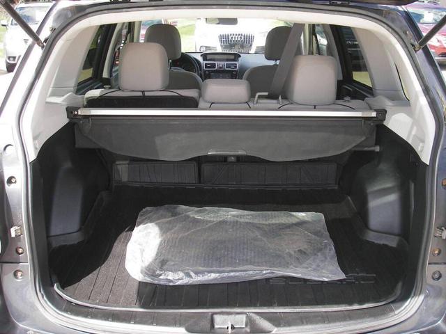 Photo of 2016 Dark Gray Metallic Subaru Forester