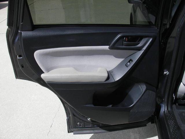 Photo of 2016 Dark Gray Metallic Subaru Forester