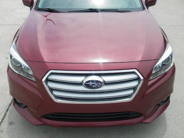 Photo of 2015 Venetian Red Pearl Subaru Legacy
