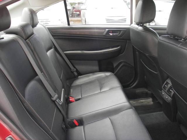 Photo of 2015 Venetian Red Pearl Subaru Legacy