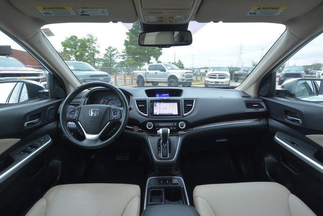 Photo of 2015 White Honda CR-V