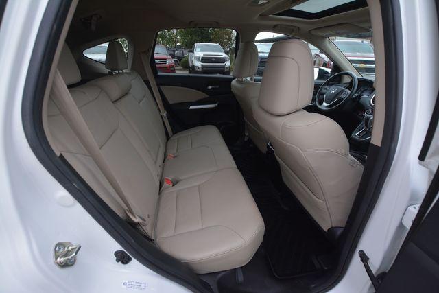 Photo of 2015 White Honda CR-V