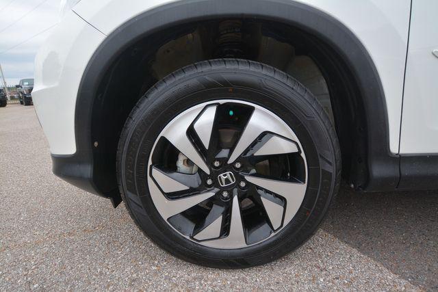 Photo of 2015 White Honda CR-V