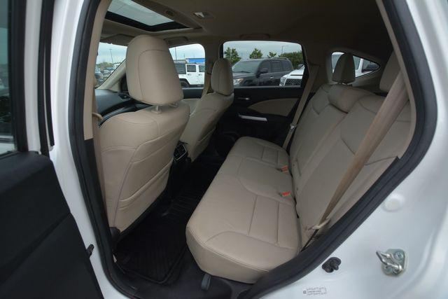 Photo of 2015 White Honda CR-V