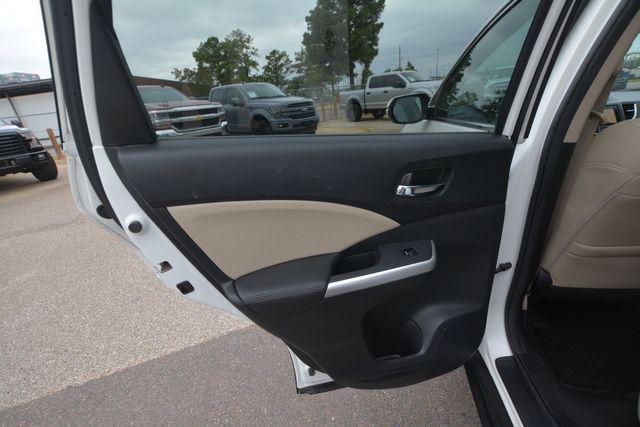 Photo of 2015 White Honda CR-V