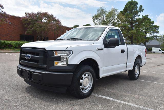 Photo of 2017 Oxford White Ford F-150