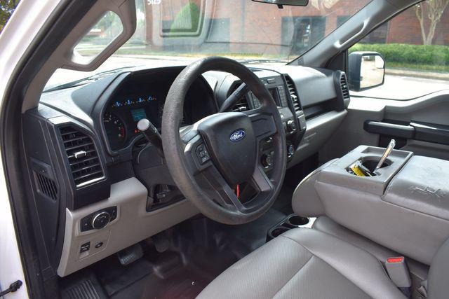 Photo of 2017 Oxford White Ford F-150