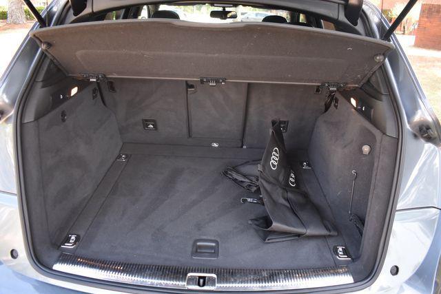 Photo of 2016 Gray Audi Q5