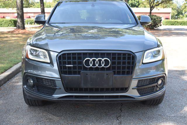 Photo of 2016 Gray Audi Q5