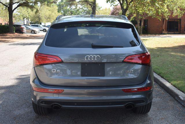 Photo of 2016 Gray Audi Q5