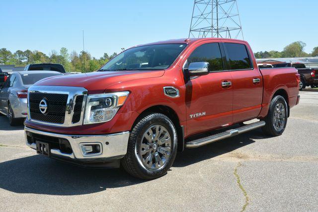 2017 Nissan Titan