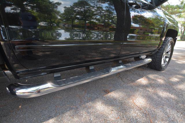 Photo of 2017 Black Chevrolet Silverado 1500