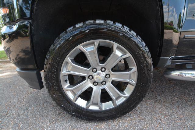 Photo of 2017 Black Chevrolet Silverado 1500
